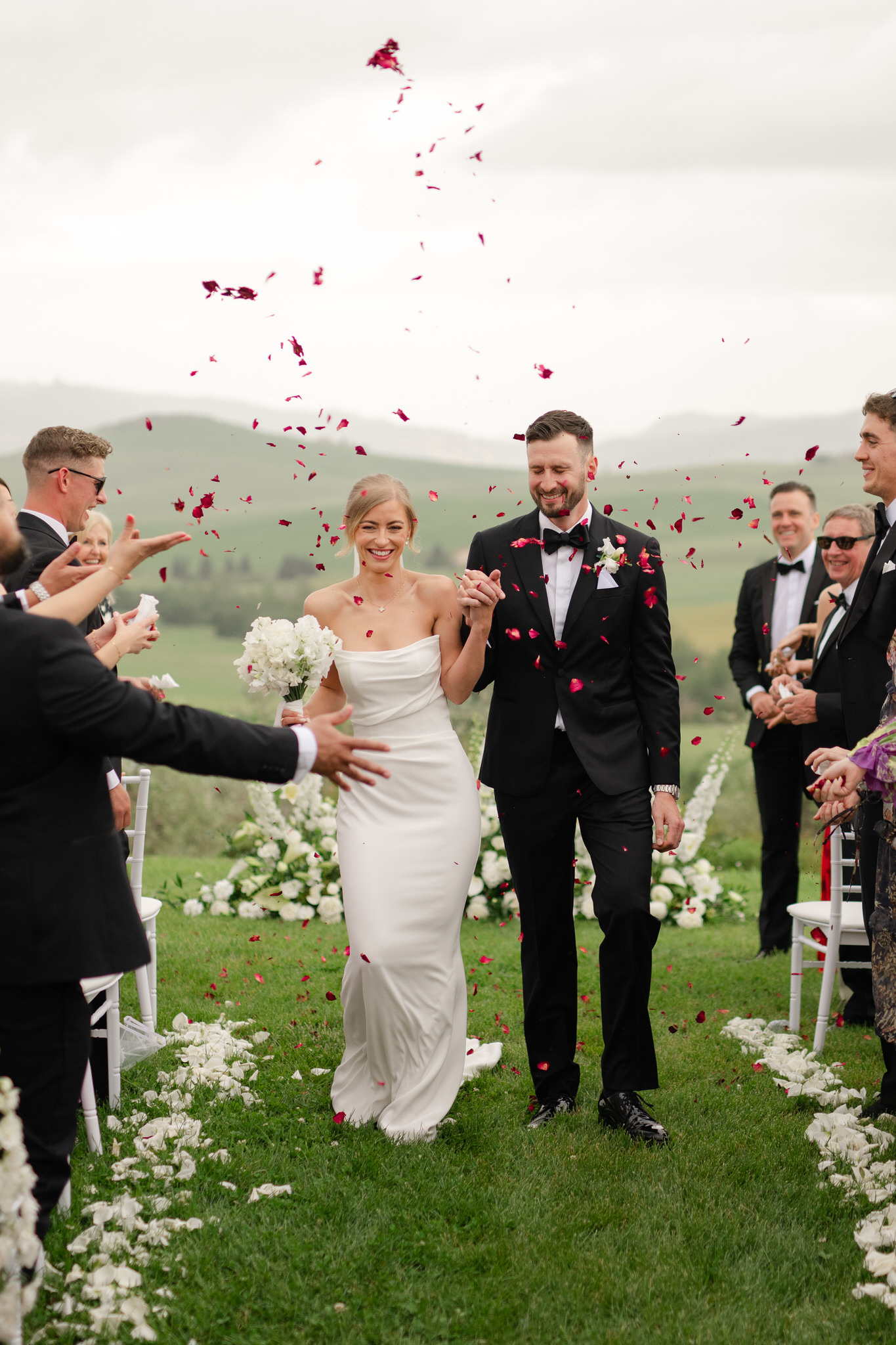 intimate wedding in tuscany